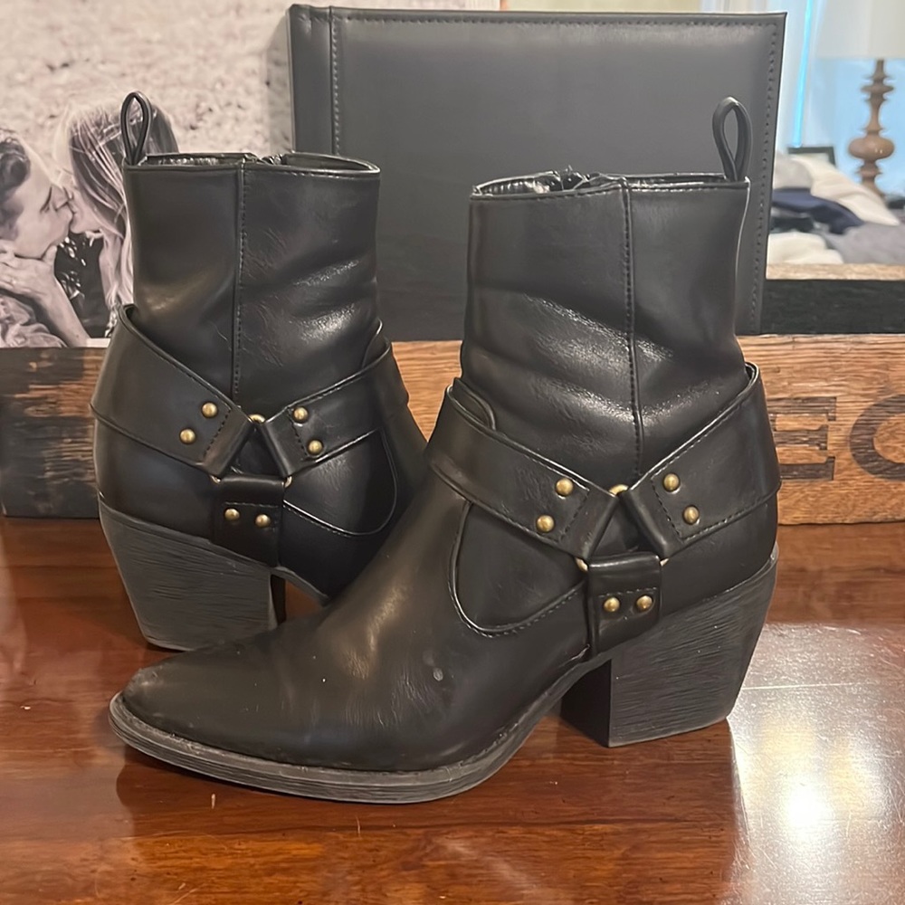 Black Western Leather Booties